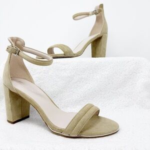 Kenneth Cole Reaction Women’s Lolita Strappy Heeled Sandal size 9 beige